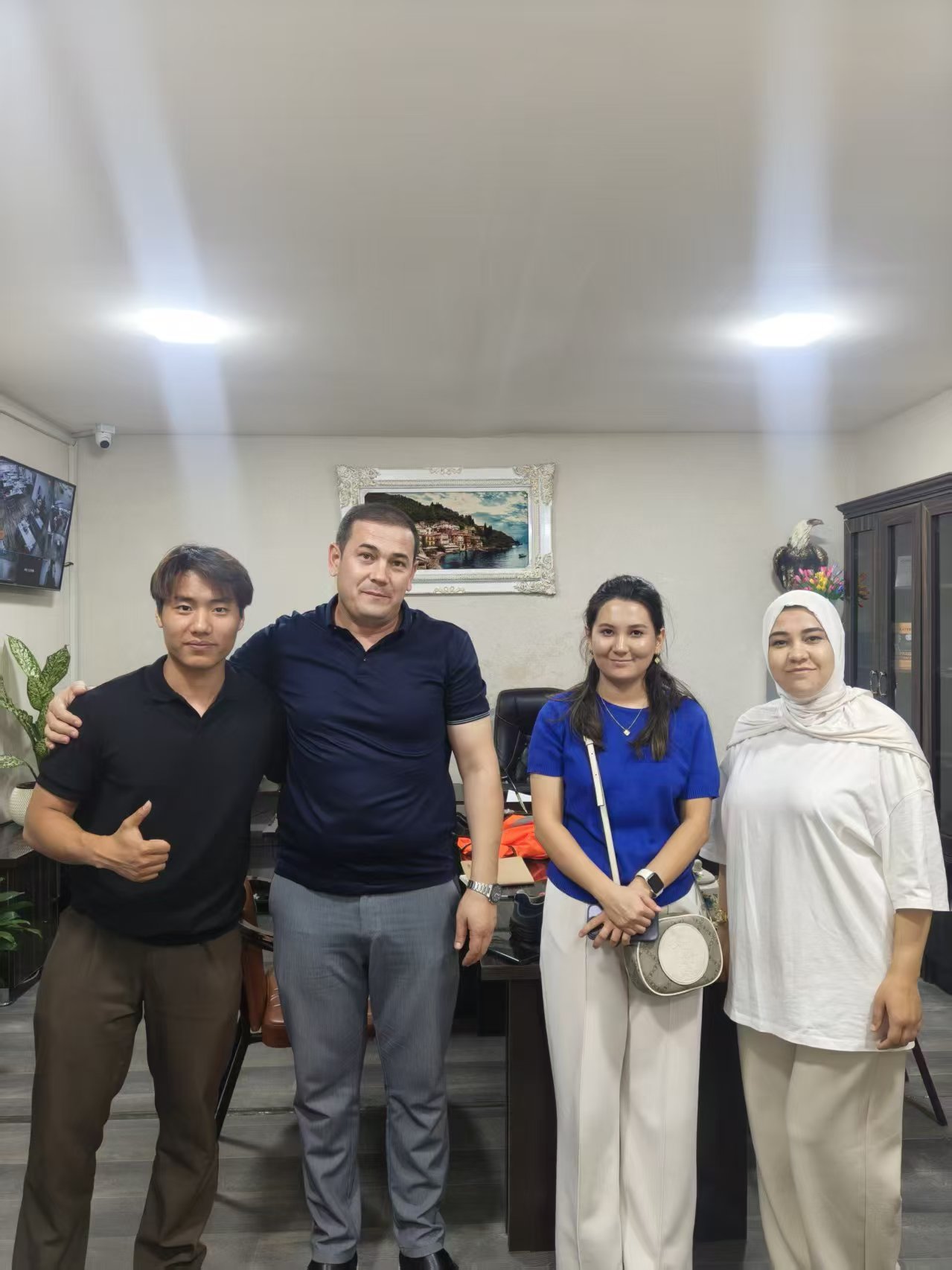 Sunto Machinery visiting Central Asian client office for farm equipment partnership